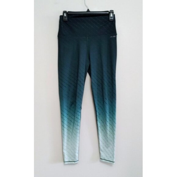 AR-33 Leggings  Womens Medium Green Ombré Cropped Yoga Gym Workout Running - Picture 1 of 5